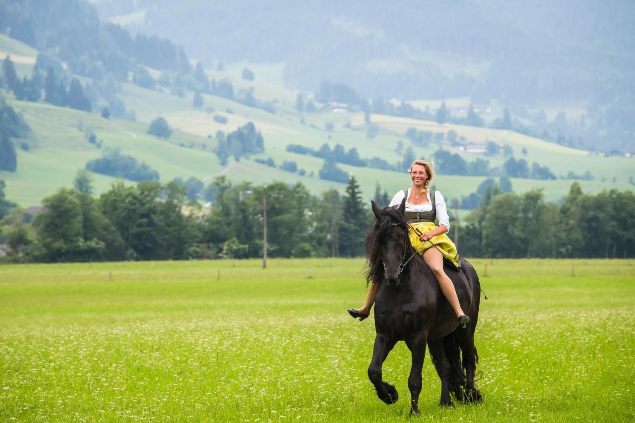 Kleintoedlinggut Villa ลีโอกัง ภายนอก รูปภาพ